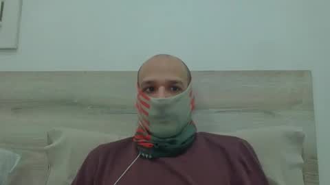 Scarf guy online show from 01.08.26