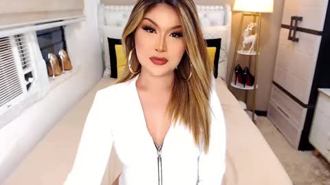 ValerieAnderson online show from 12.08.24