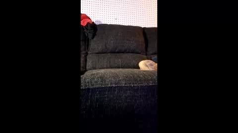 theviking_1993 online show from 12.19.25