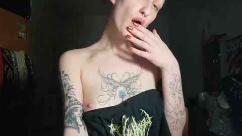 pinky promise online show from 04.13.26