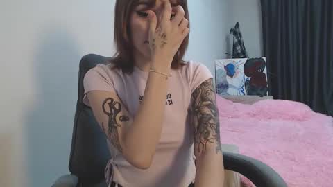 theysaidimcute online show from 10.06.25