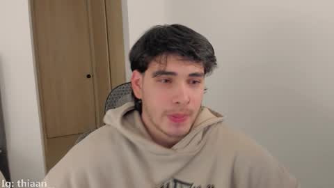 thiaan__ online show from 12.04.25