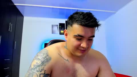 Snapshot of thiago_cp01 chatting on 02.13.25 Thiago online show from 02.13.25