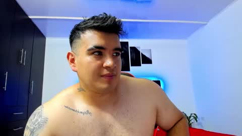 Snapshot of thiago_cp01 chatting on 02.13.25 Thiago online show from 02.13.25