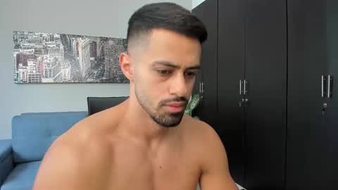 thiago_driussi online show from 10.17.25