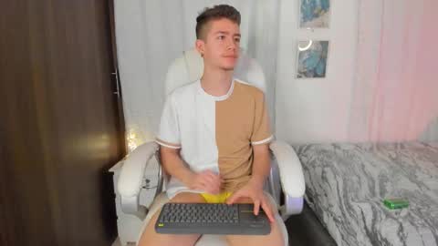 Manuel online show from 09.26.25