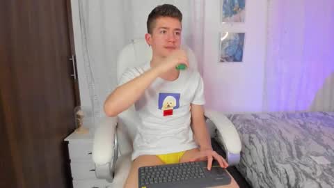 Manuel online show from 09.29.25