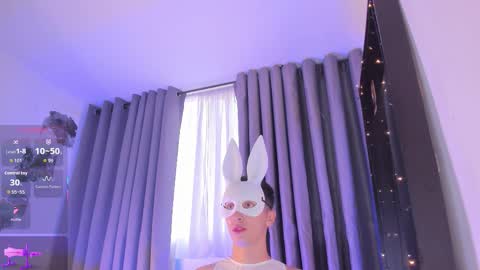 SanThiago online show from 10.20.25