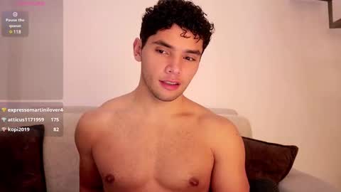 Snapshot of thiago_l chatting on 02.23.25 Just Thiago online show from 02.23.25