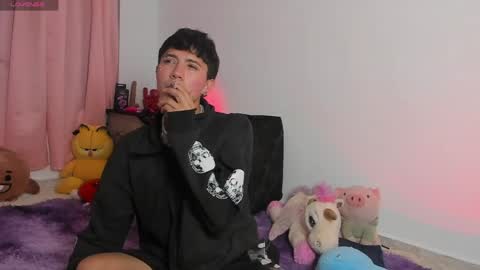 Snapshot of thiago_n_sam chatting on 04.02.26 thiago_n_sam online show from 04.02.26