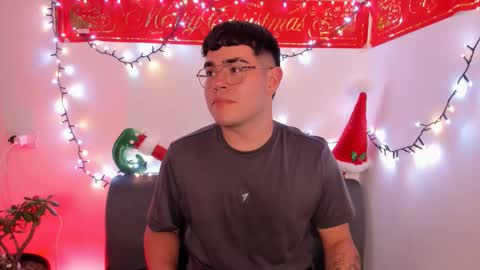 Snapshot of thiago_occonor chatting on 11.22.25 thiago_occonor online show from 11.22.25