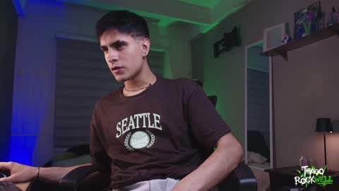 Snapshot of thiago_rockwell chatting on 02.08.25 Thiago online show from 02.08.25