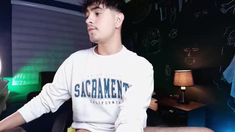 Snapshot of thiago_rockwell chatting on 11.28.25 Thiago online show from 11.28.25