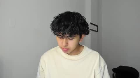 Snapshot of thiago_wc chatting on 10.15.25 Thiago online show from 10.15.25