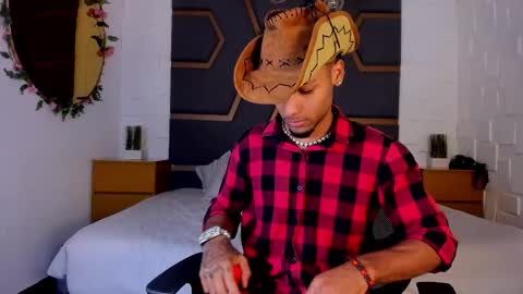 ThiagoFerreti online show from 11.26.25