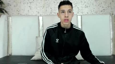 Thiago   online show from 12.05.24