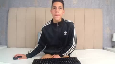 Snapshot of thiagos19 chatting on 06.23.26 Thiago online show from 06.23.26