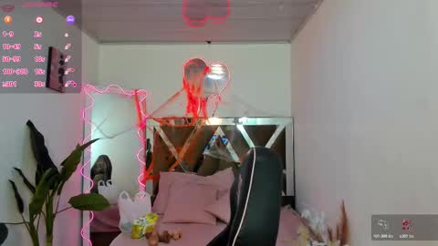  thiana  online show from 10.22.25