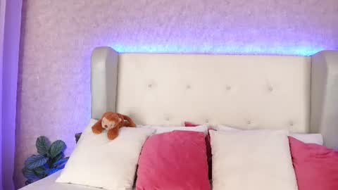 ThianaLopez online show from 06.24.26