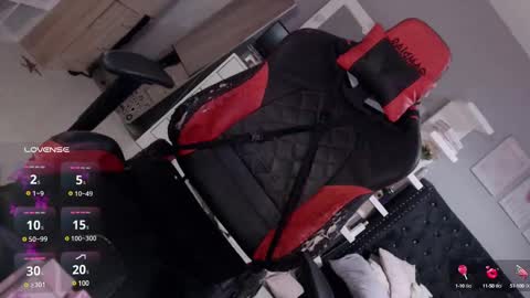 Call me Devie  online show from 02.06.25