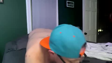 Snapshot of thick_d_energy chatting on 03.04.26 Thick D Bottom online show from 03.04.26