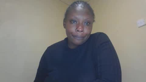 Snapshot of thick_sweet_ass chatting on 05.15.26 thick_sweet_ass online show from 05.15.26