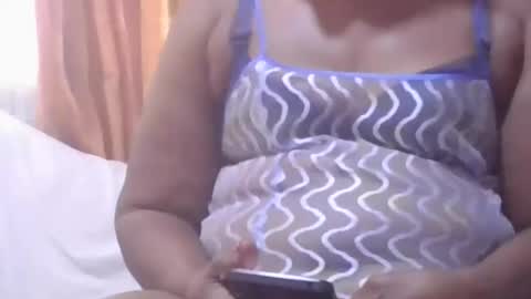Snapshot of thickbotty_ebony chatting on 09.14.25 thickbotty_ebony online show from 09.14.25