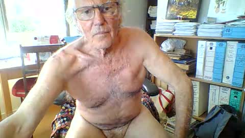 Snapshot of thickcockat71 chatting on 11.03.25 Thickcockat71 online show from 11.03.25