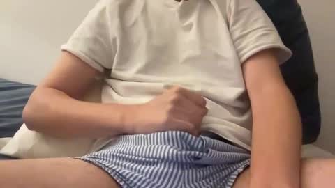 Snapshot of thickerbunny chatting on 01.21.25 thickerbunny online show from 01.21.25