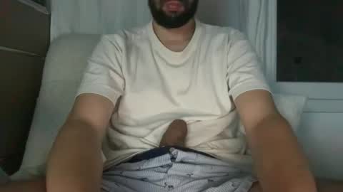 Snapshot of thickerbunny chatting on 09.19.25 thickerbunny online show from 09.19.25