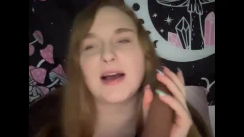 Ariel online show from 01.30.25