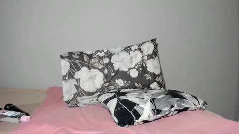 thickleeyanax online show from 02.23.25