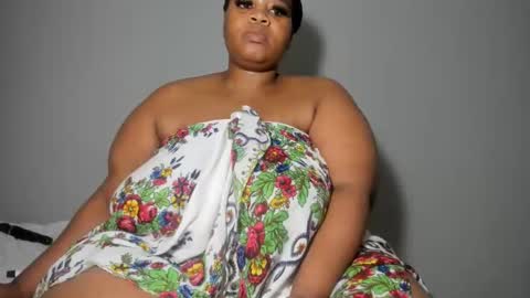 thickleeyanax online show from 02.28.25