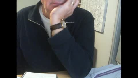 Snapshot of thickmelnik chatting on 05.11.26 James online show from 05.11.26