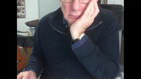 Snapshot of thickmelnik chatting on 07.04.26 James online show from 07.04.26