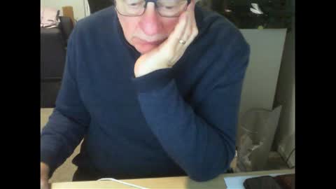 Snapshot of thickmelnik chatting on 07.27.26 James online show from 07.27.26