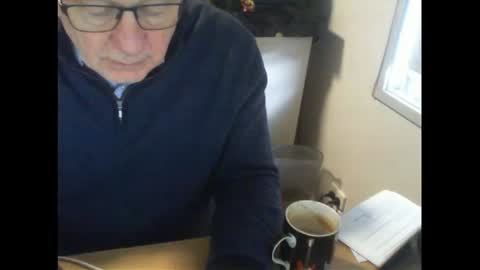 Snapshot of thickmelnik chatting on 07.31.26 James online show from 07.31.26