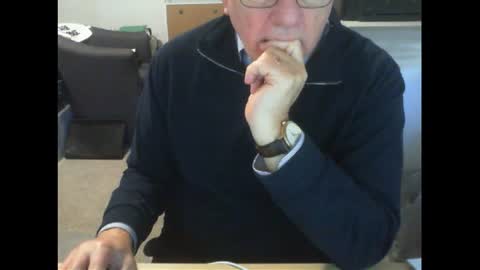 Snapshot of thickmelnik chatting on 08.01.26 James online show from 08.01.26