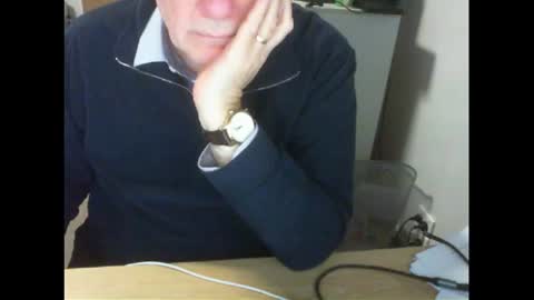 Snapshot of thickmelnik chatting on 08.02.26 James online show from 08.02.26