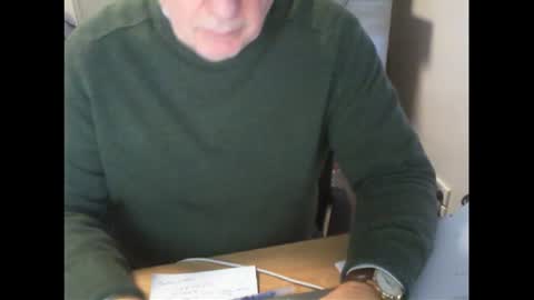 Snapshot of thickmelnik chatting on 08.08.26 James online show from 08.08.26