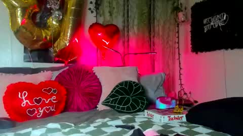 Snapshot of thickneyaadams chatting on 02.05.26 thickneyaadams online show from 02.05.26