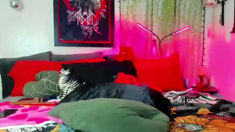 Snapshot of thickneyaadams chatting on 02.26.26 thickneyaadams online show from 02.26.26