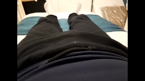 Snapshot of thicksingarters chatting on 12.08.24 thicksingarters online show from 12.08.24