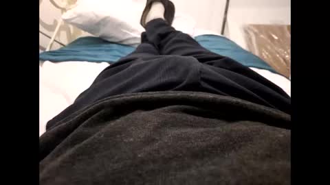 Snapshot of thicksingarters chatting on 12.12.24 thicksingarters online show from 12.12.24