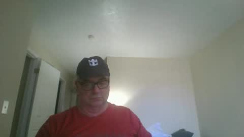 Snapshot of thickwhiteload chatting on 03.10.25 thickwhiteload online show from 03.10.25