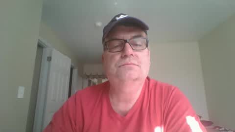 Snapshot of thickwhiteload chatting on 03.10.25 thickwhiteload online show from 03.10.25