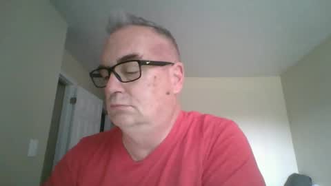 Snapshot of thickwhiteload chatting on 09.13.25 thickwhiteload online show from 09.13.25