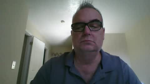 Snapshot of thickwhiteload chatting on 09.16.25 thickwhiteload online show from 09.16.25