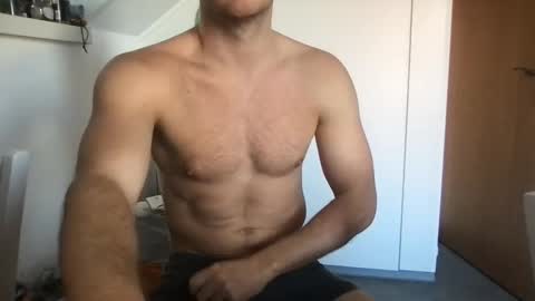 Snapshot of thierrinho8148 chatting on 01.01.25 thierrinho8148 online show from 01.01.25