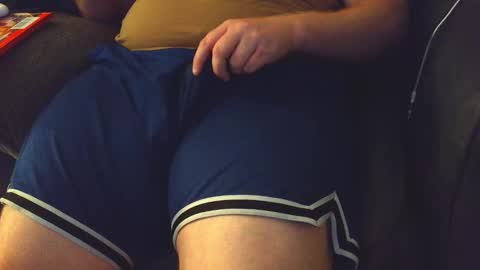 Snapshot of thighguy30 chatting on 10.18.25 Demonhuntr online show from 10.18.25